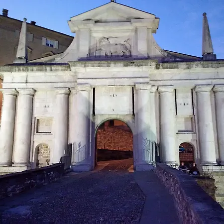 Antica Dimora In Historic