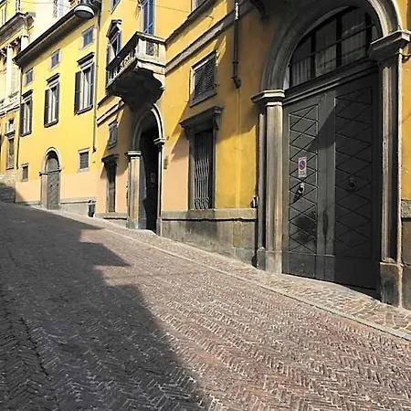 Bed & Breakfast Antica Dimora 4*