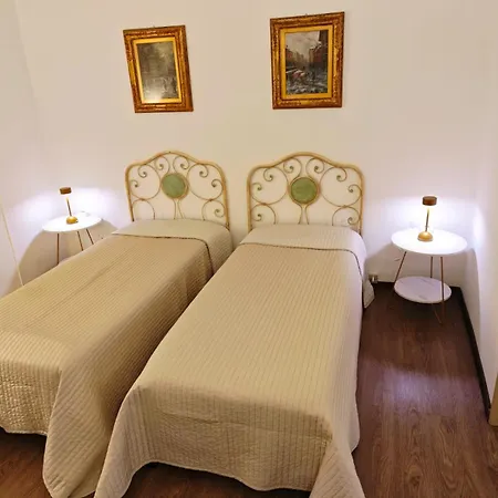 Nocleg ze śniadaniem Antica Dimora 4*